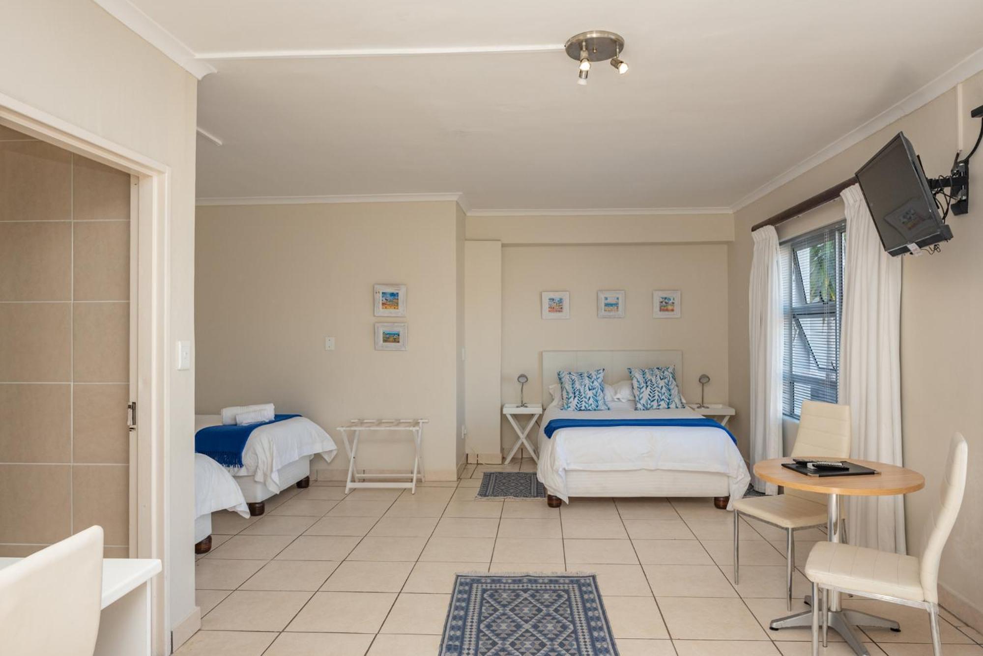 Millard Crescent Guest House Port Elizabeth Bagian luar foto