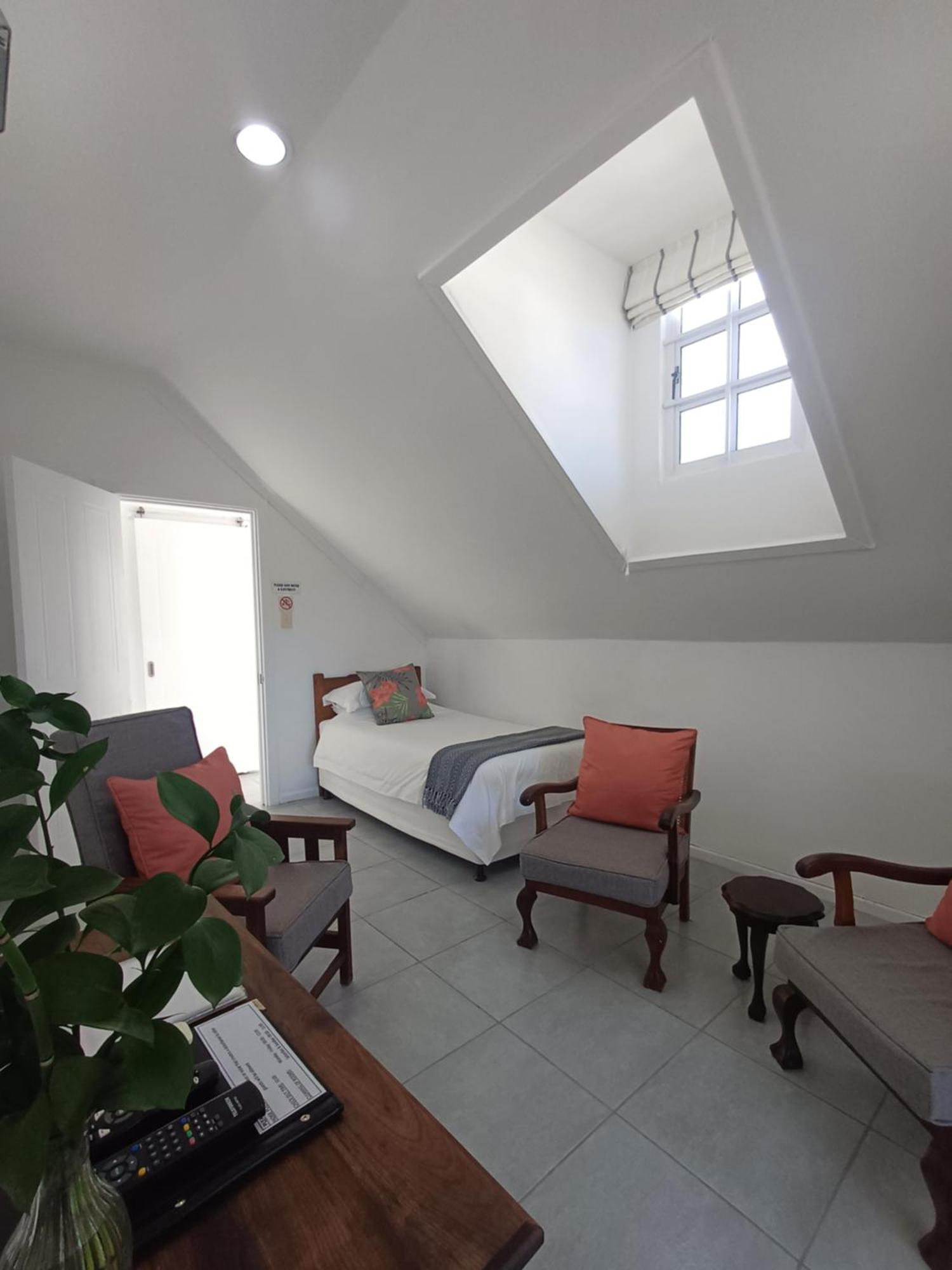 Millard Crescent Guest House Port Elizabeth Bagian luar foto